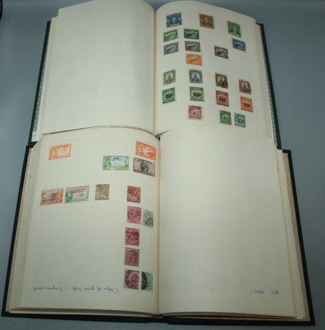 Quantity of stamp albums and loose stamps(-)